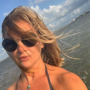 Meet your Posher, Catherine